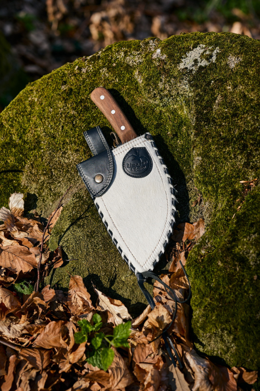 小物 At last STOLE Get Superior Protection: Deluxe White and Black Hide Sheath