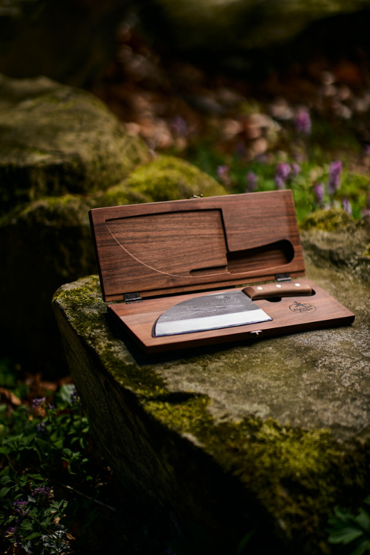 Hand-Made Premium Walnut Gift Box – Almazan Kitchen®